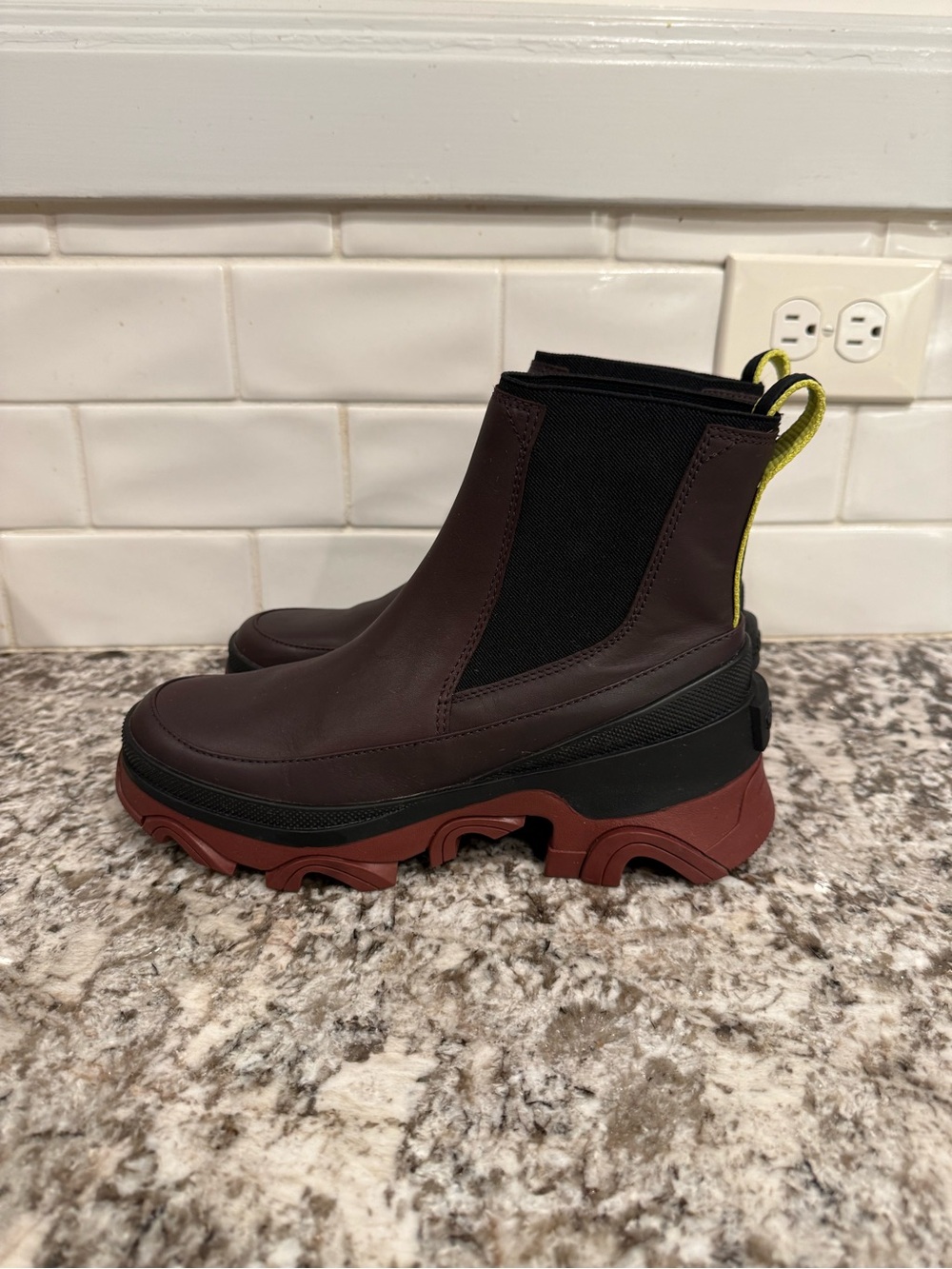 SOREL Women's Brex Waterproof Platform Chelsea Boots - size 7 - Picture 3 of 9